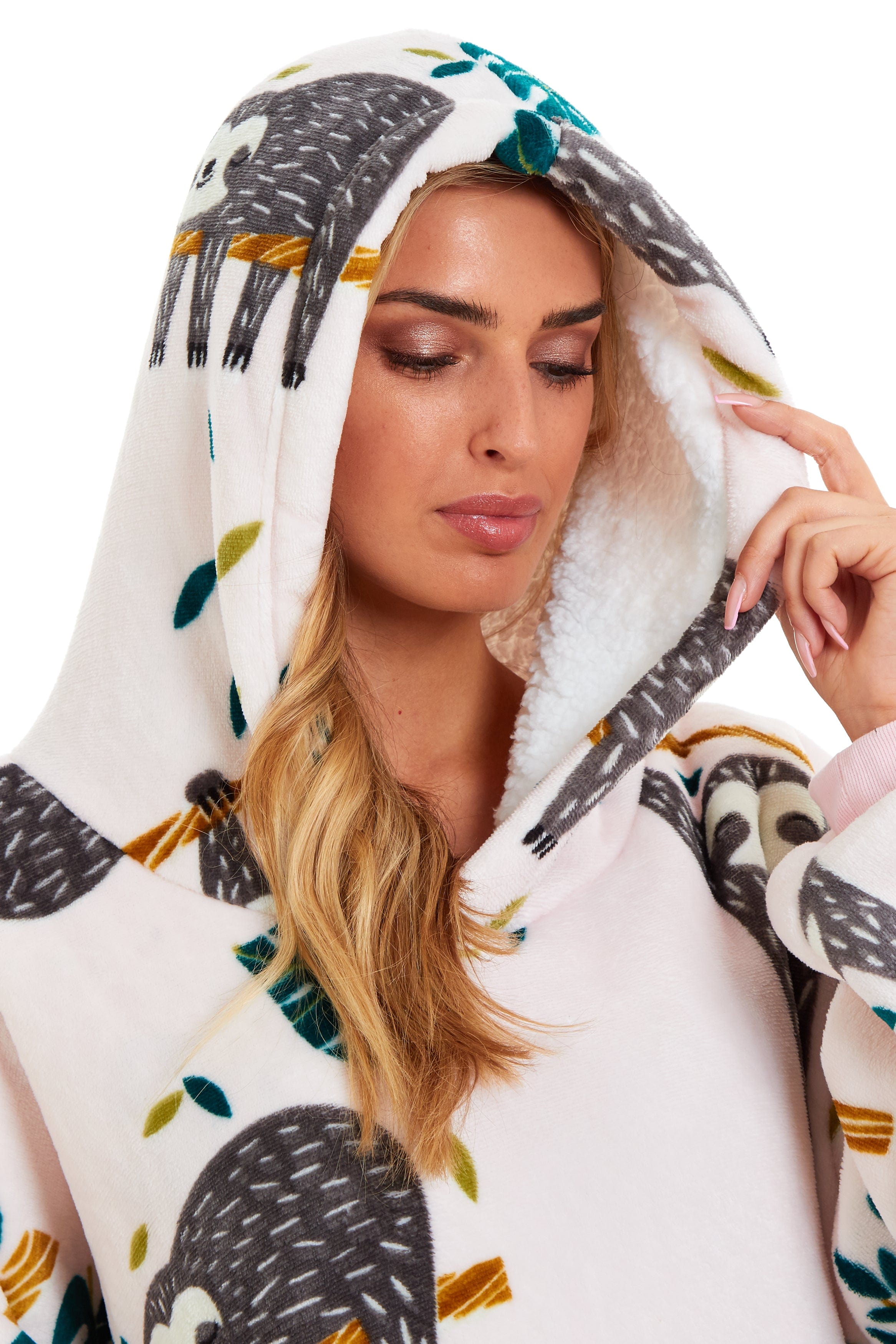 Hoodies & Sweatshirts